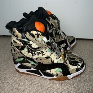 Melody Ehsani X Reebok
Blacktop Pump Wedge
Snakeskin